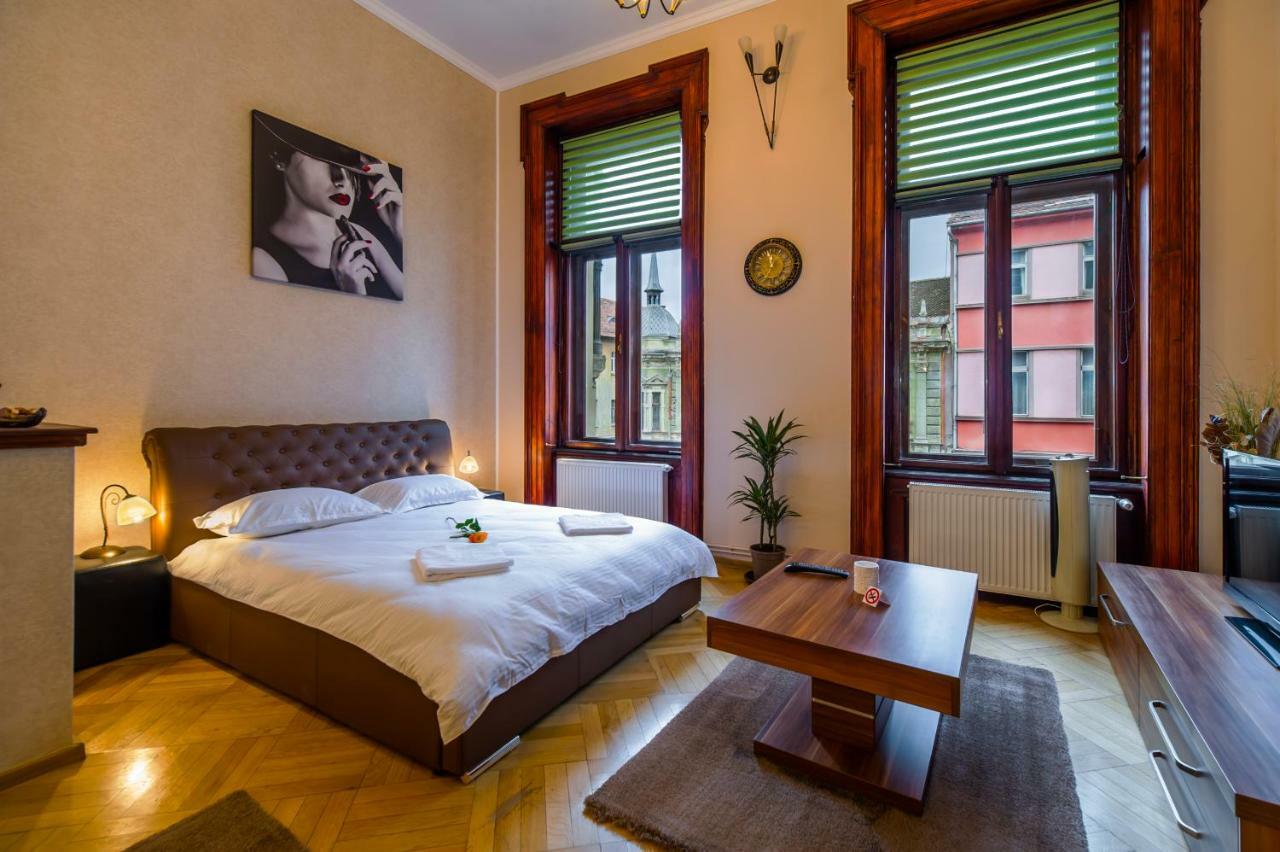 Select City Center Apartments Braşov Exterior foto