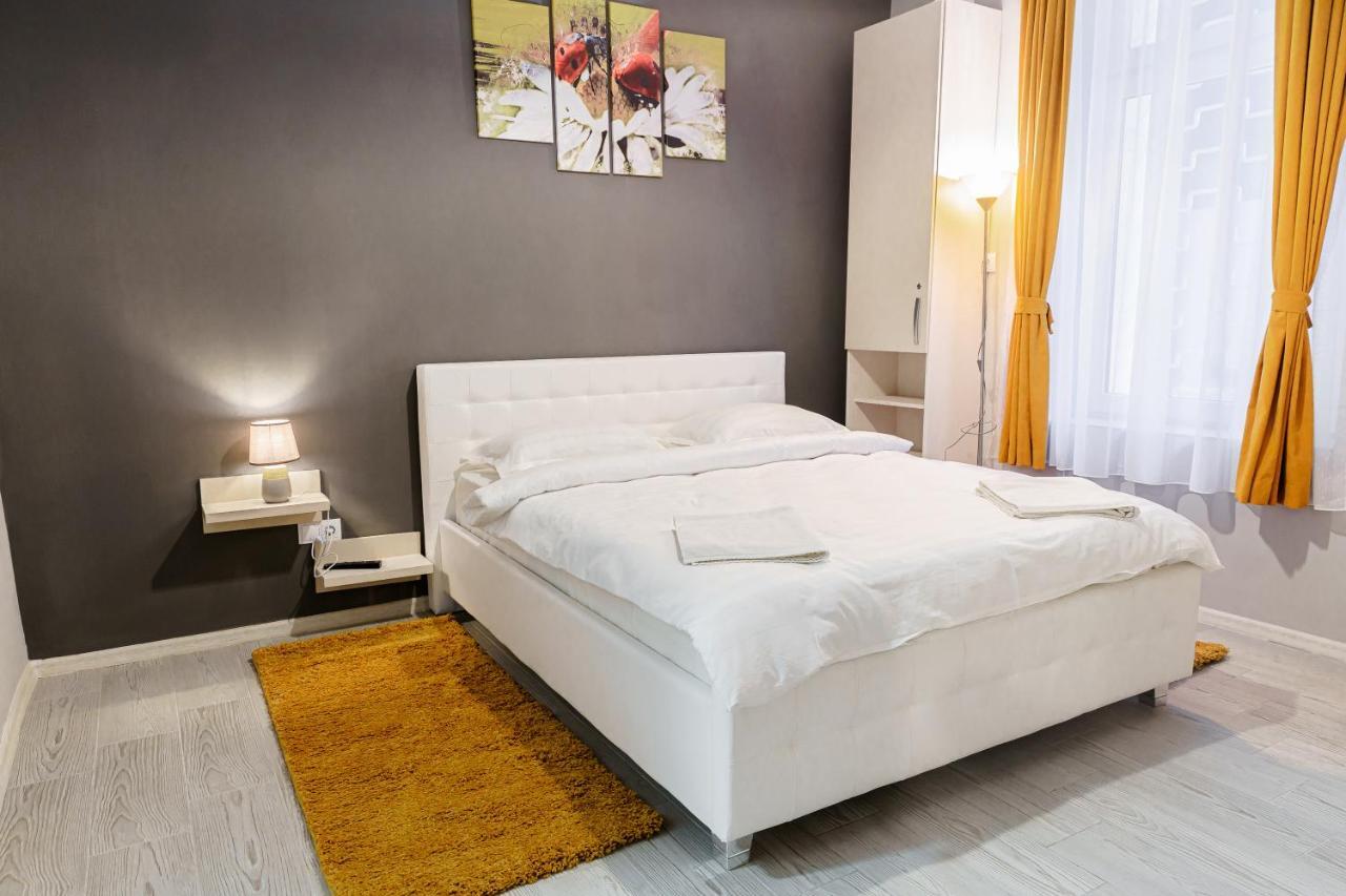 Select City Center Apartments Braşov Exterior foto